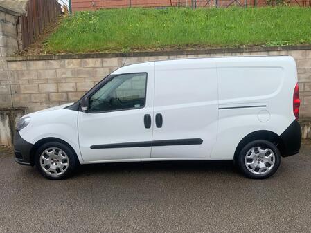 FIAT DOBLO 1.3 MAXI 5 SEAT COMBI CREW *EURO 6* 46,539 MILES NO VAT