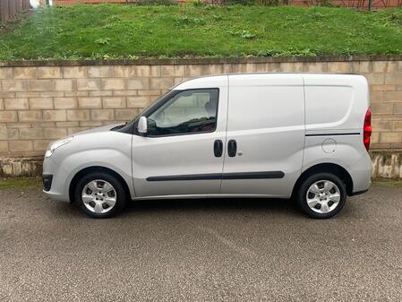 VAUXHALL COMBO 1.3 SPORTIVE L1H1 *EURO 6*  84,378 MILES AIRCON NO VAT