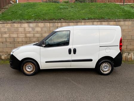 VAUXHALL COMBO 1.3 2000 L1H1 EURO 6 HPI CLEAR VAT INCLUDED